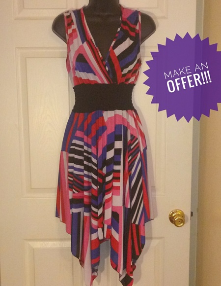 Dresses & Skirts - vintage multi color block dress